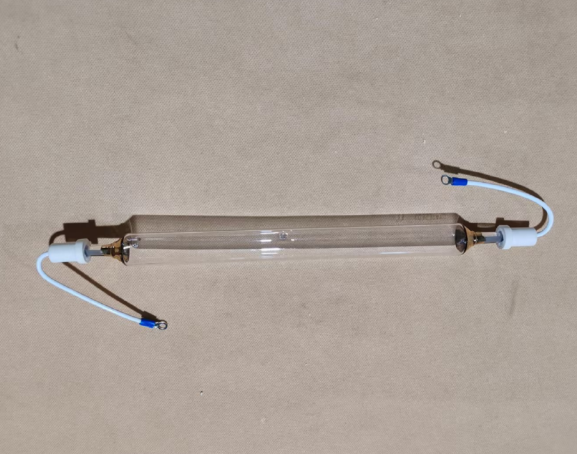 Cleaning UV lamp quartz sleeve